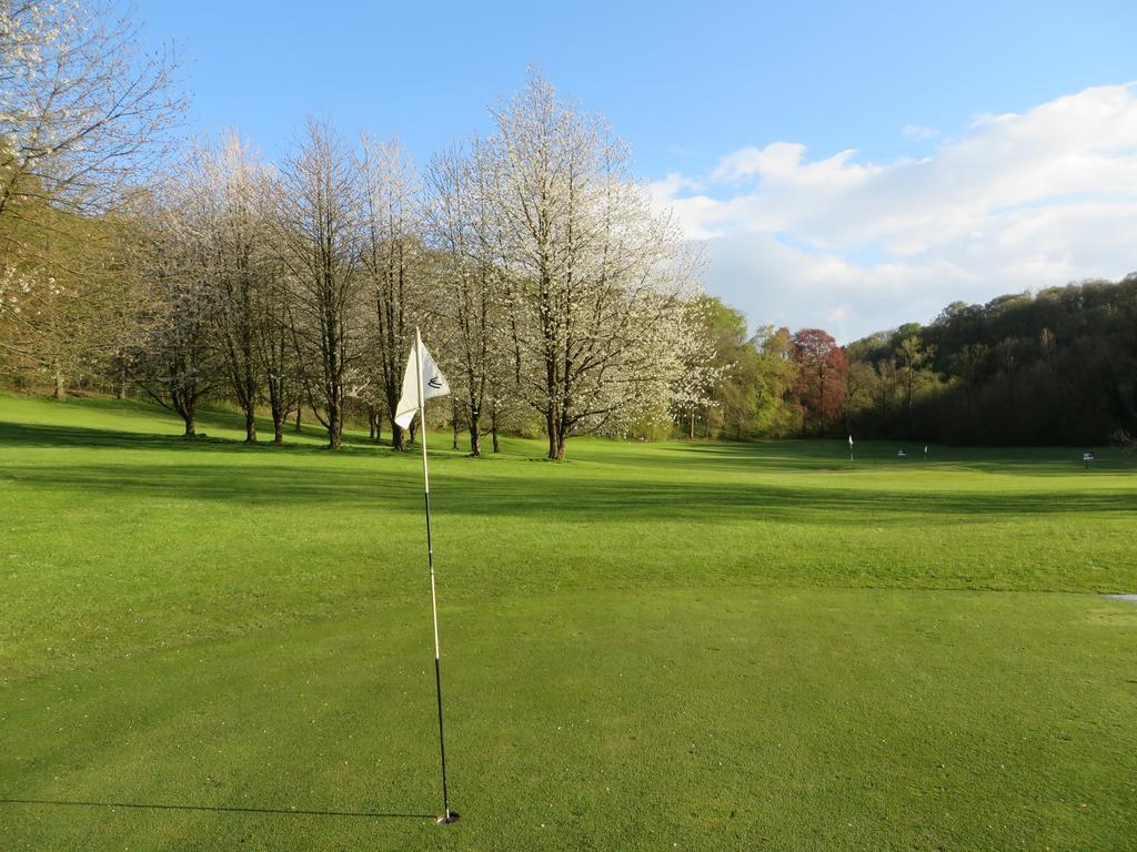 Golf & Hôtel de Falnuée Mazy Exterior foto